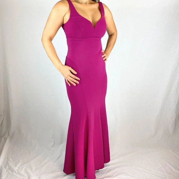Nicole Miller Full Heart Dark Pink Formal Gown $420 - Picture 7 of 11
